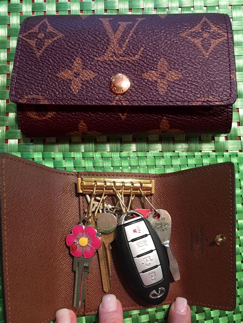 louis vuitton key pouch with keys